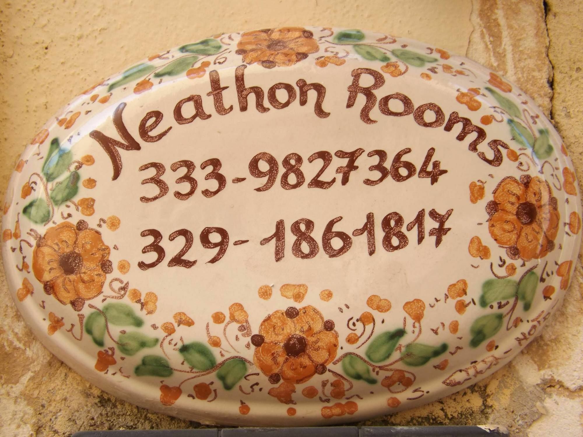 Neathon Rooms Noto Eksteriør bilde